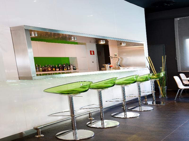Hotel Zentral Castellana Norte Madrid Exterior foto